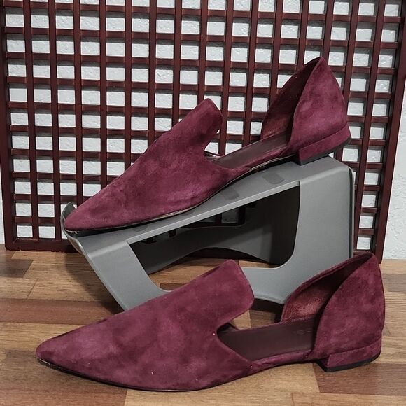 SIZE 8 | Vince Demaris Pointed Suede Flats - Picture 1 of 7